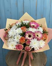 Букет цветов из:  Розы, Герберы и Хризантемы в Горячеисточненской