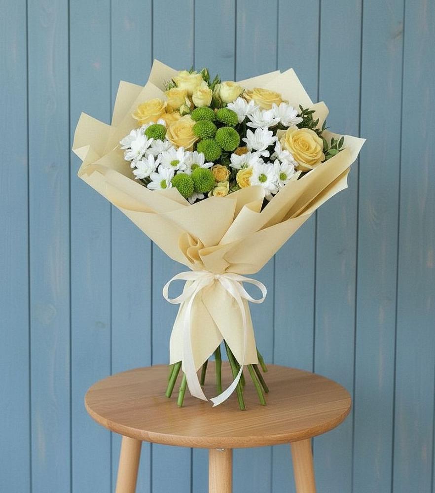 Букет цветов из: Хризантемы и Розы в Горячеисточненской