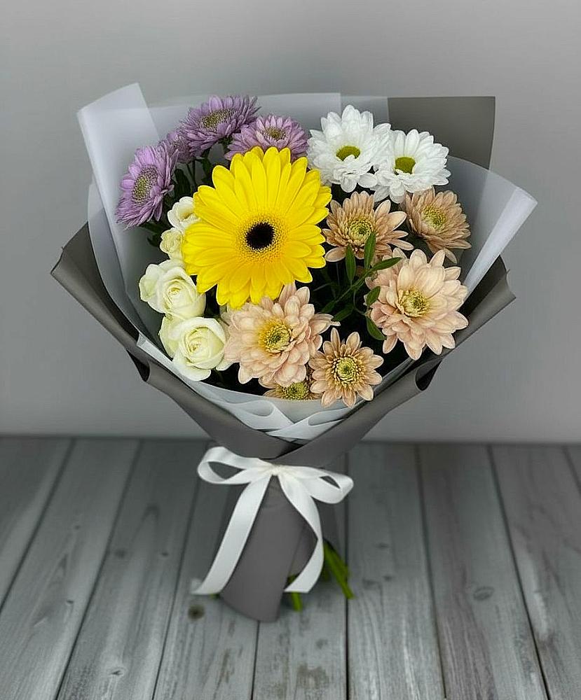 Букет цветов из: Розы, Герберы и Хризантемы в Горячеисточненской