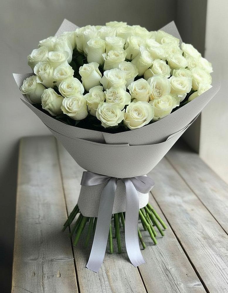 Букет 35 Белых роз в Горячеисточненской
