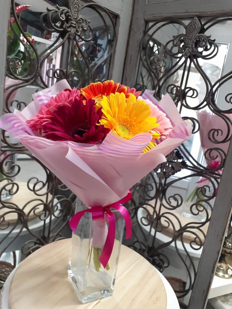 Букет цветов из: Герберы в Горячеисточненской