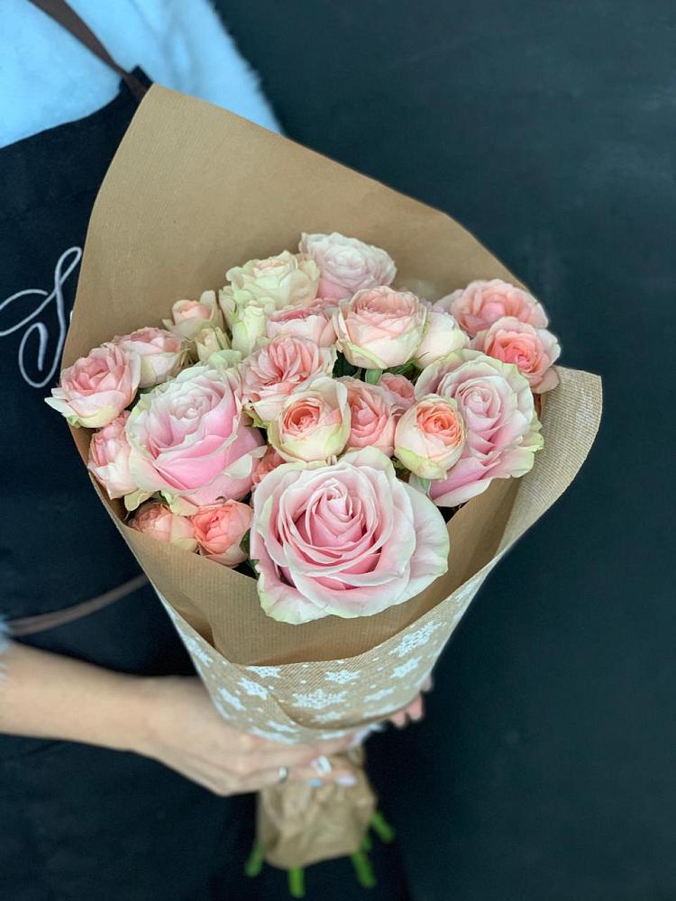 Букет цветов из: Хризантемы и Розы в Горячеисточненской