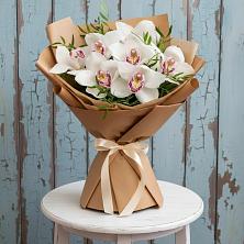 Букет цветов из:  Орхидеи и Розы в Горячеисточненской